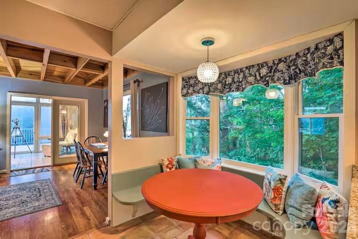553 Deep Gap Road Property Photo 13