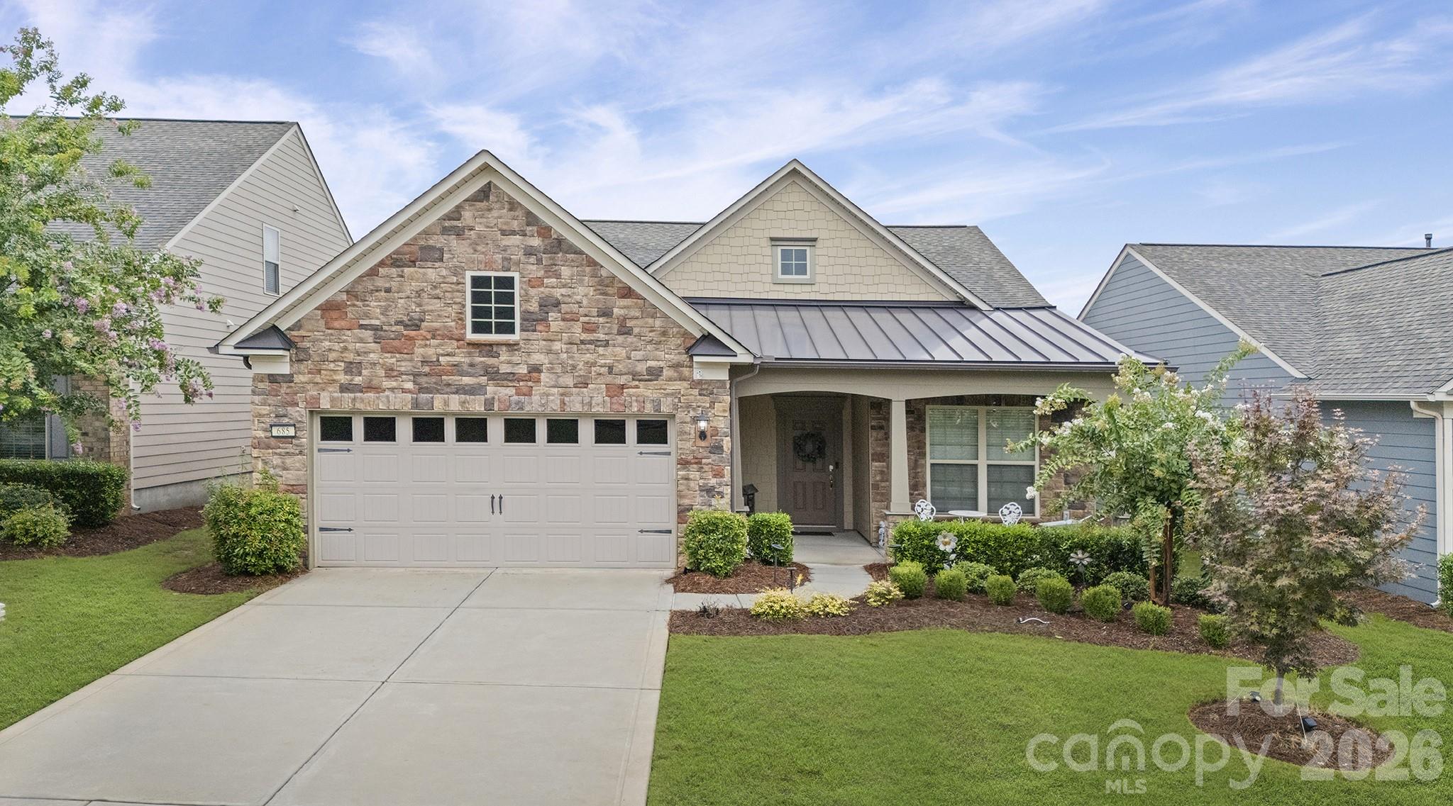 685 Birchway Drive Property Photo 1