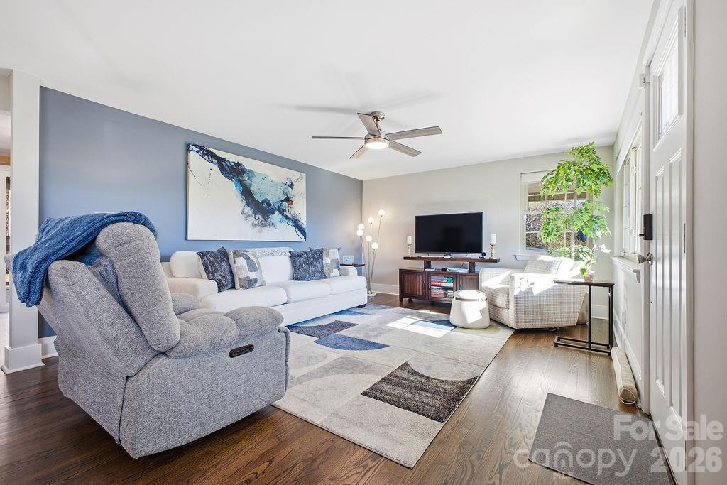 2841 20th Street Property Photo 6