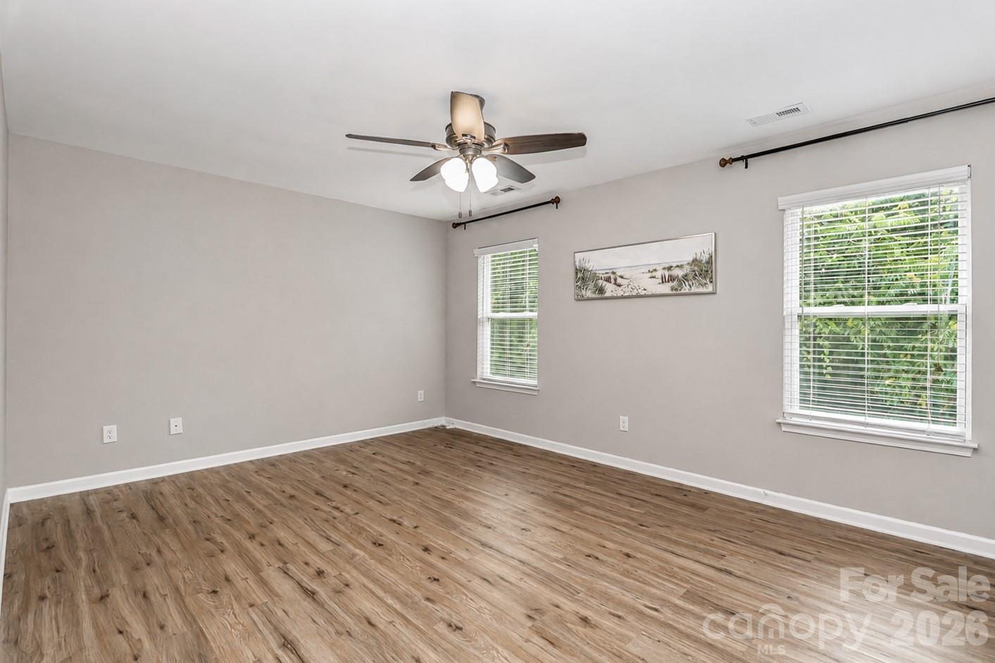 1123 Valley Street Property Photo 26