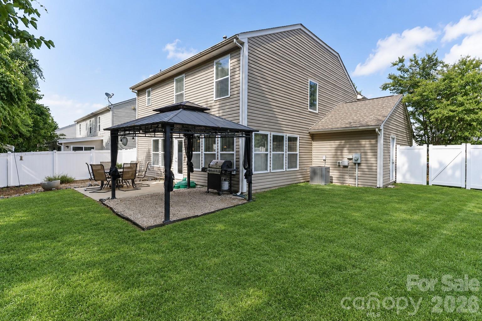 1123 Valley Street Property Photo 42