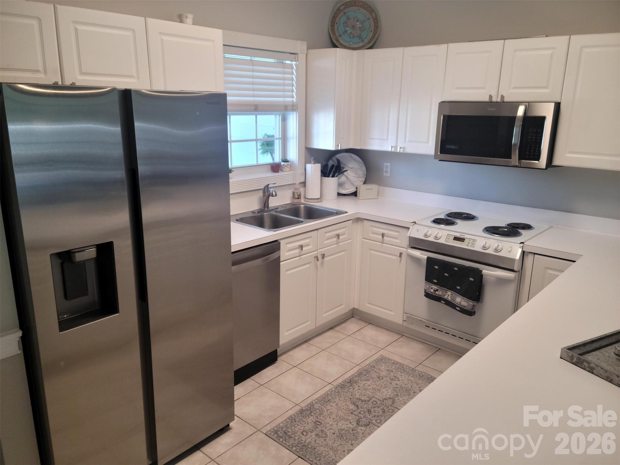 8633 Coralbell Lane Property Photo 1
