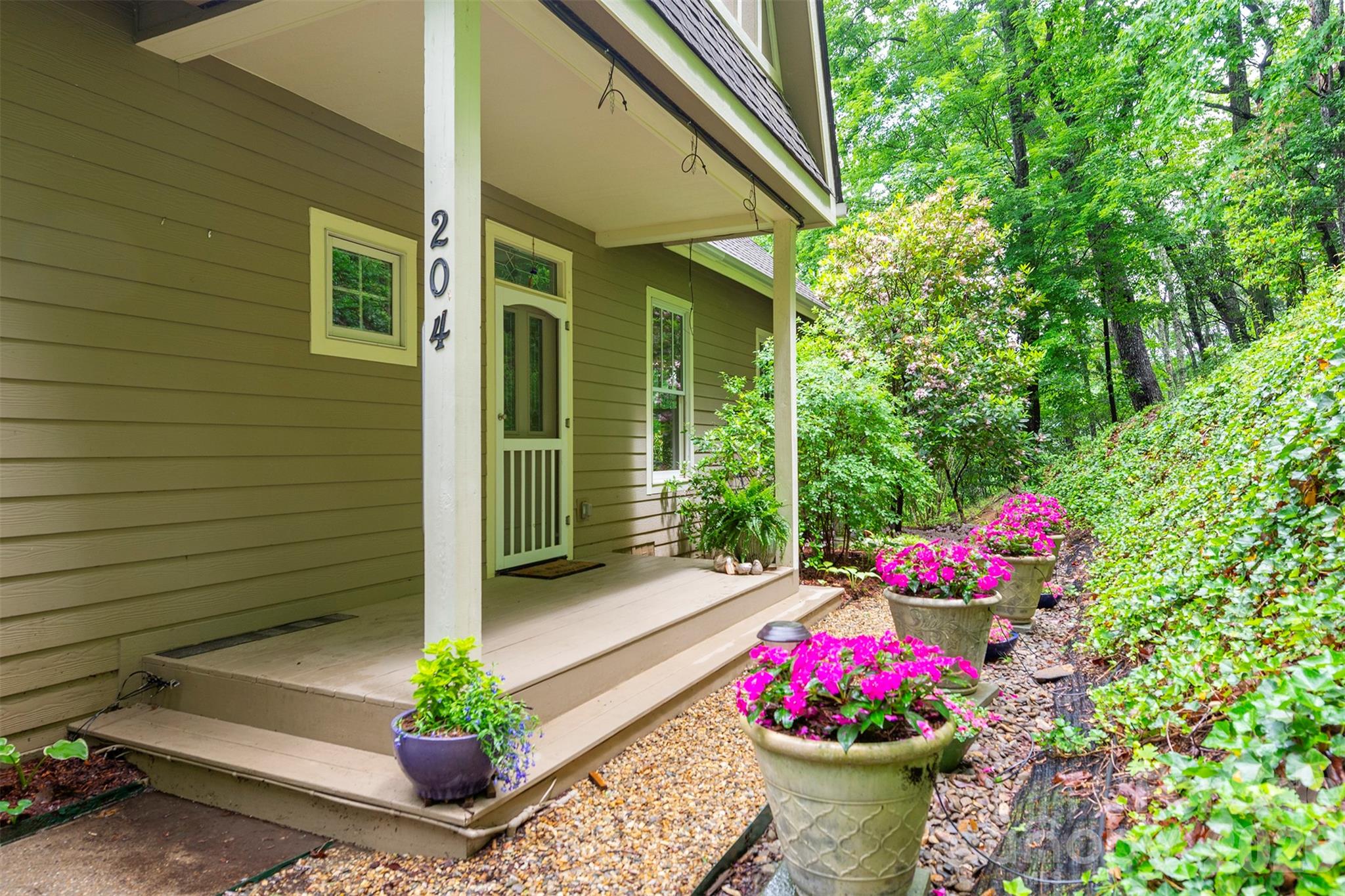 204 Briarcliff None 5 Property Photo 4