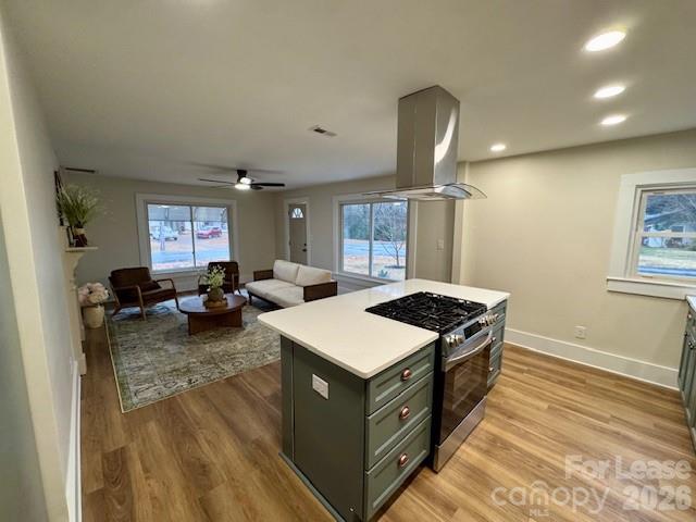 29 Sw Plott Drive Property Photo 8