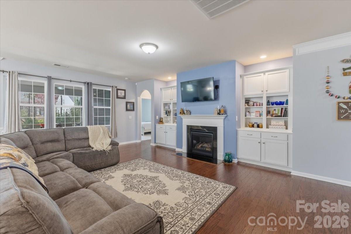 140 Picasso Trail Property Photo 7