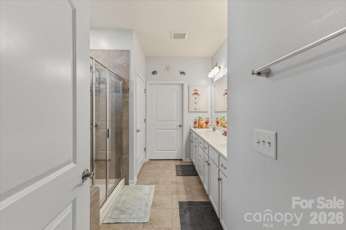 140 Picasso Trail Property Photo 17