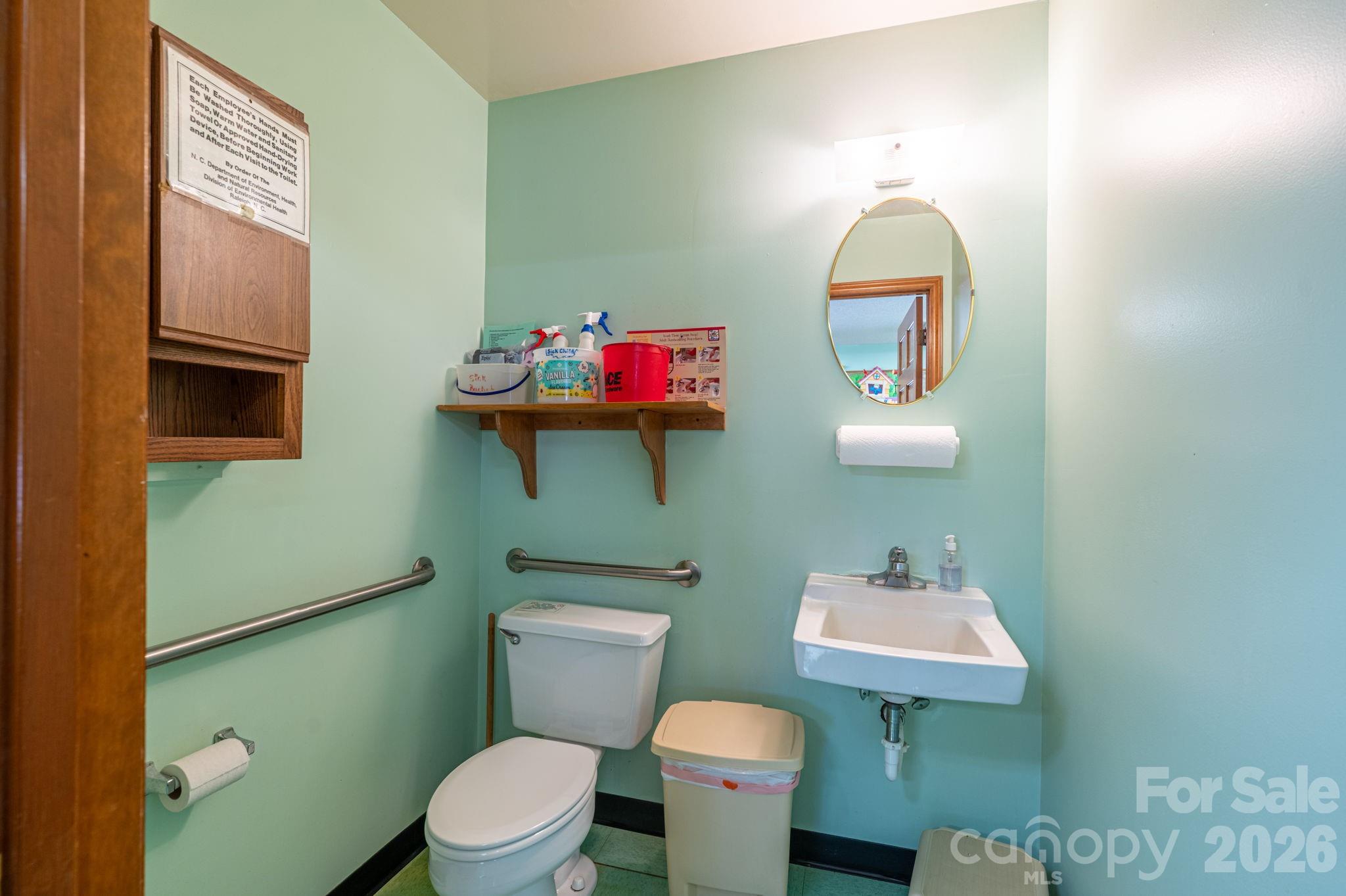 2482 June Bug Road Property Photo 21