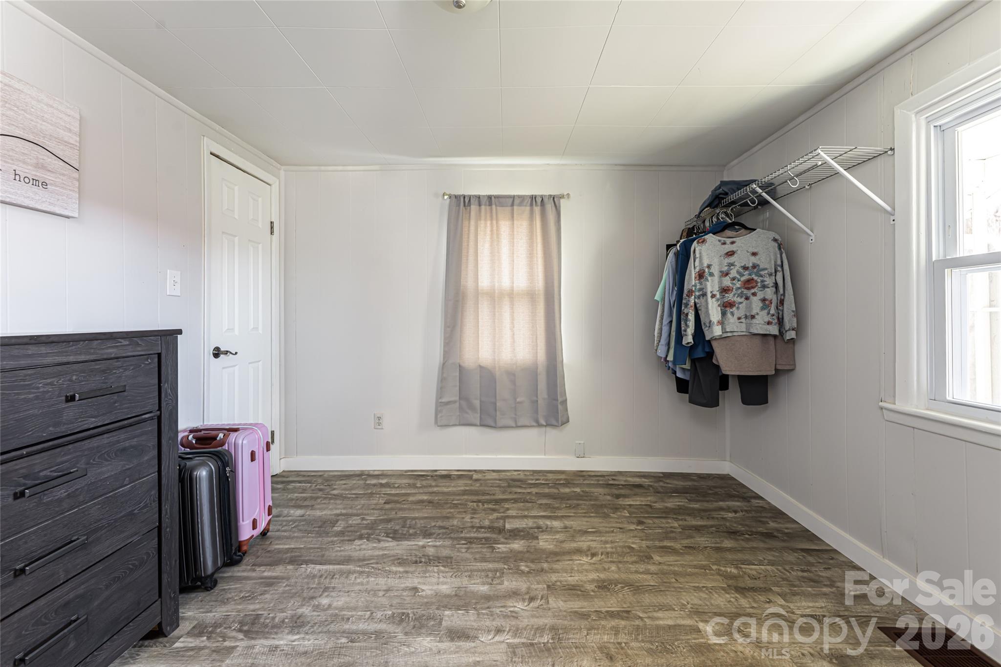 203 Pine Street Property Photo 23