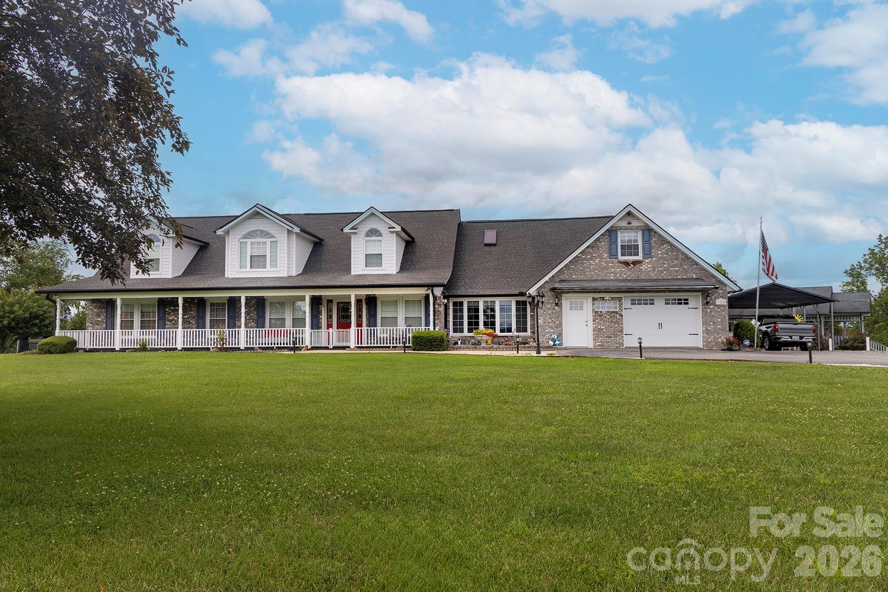 727 Jenkins Valley Road Property Photo 1
