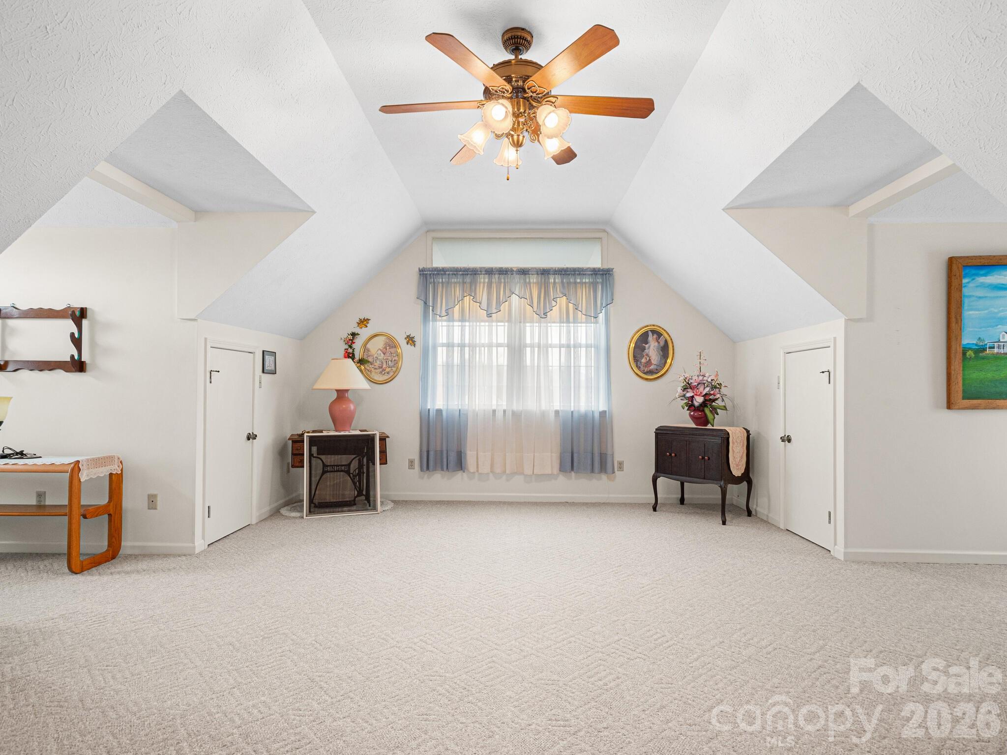 727 Jenkins Valley Road Property Photo 28