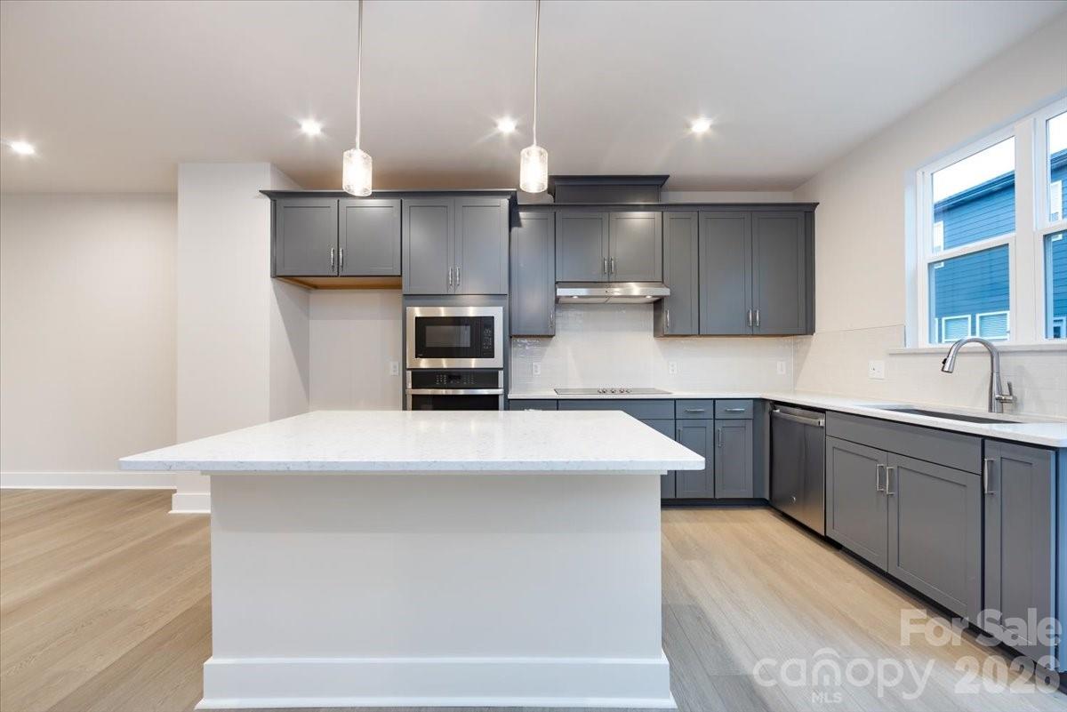 6012 Pivot Court Property Photo 1