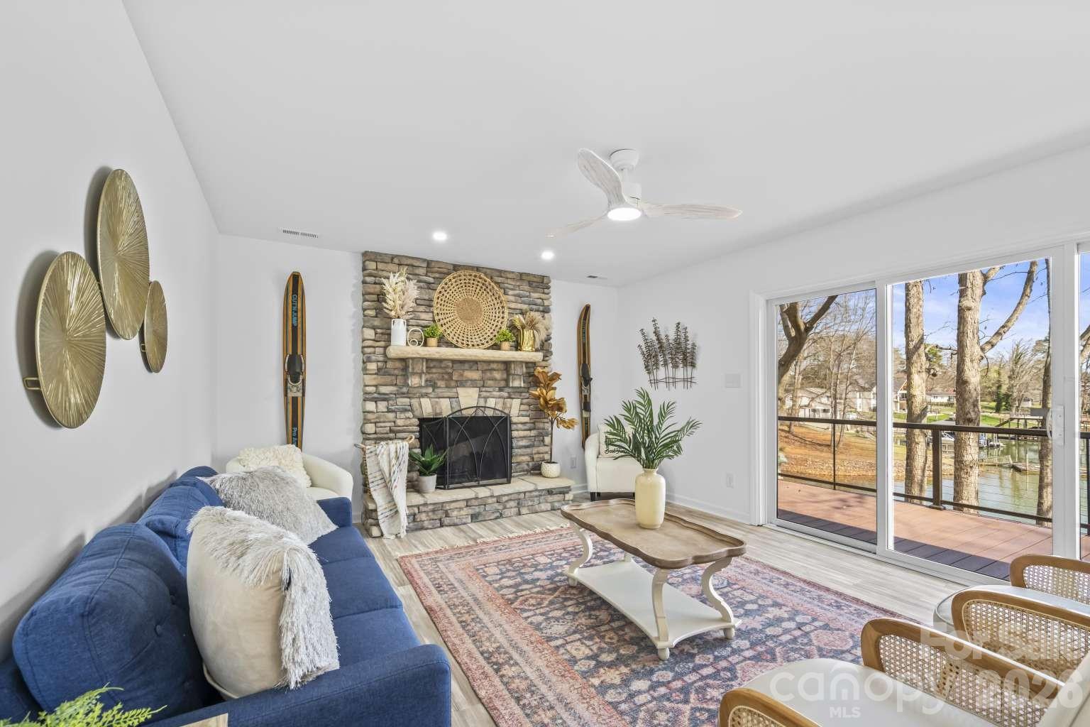 4448 Hill Street Property Photo 5