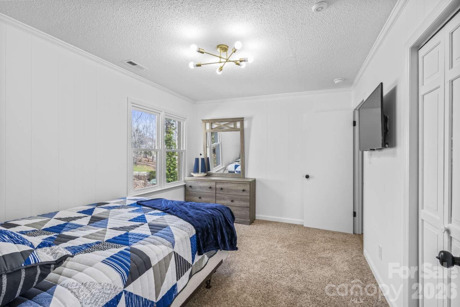 4448 Hill Street Property Photo 16