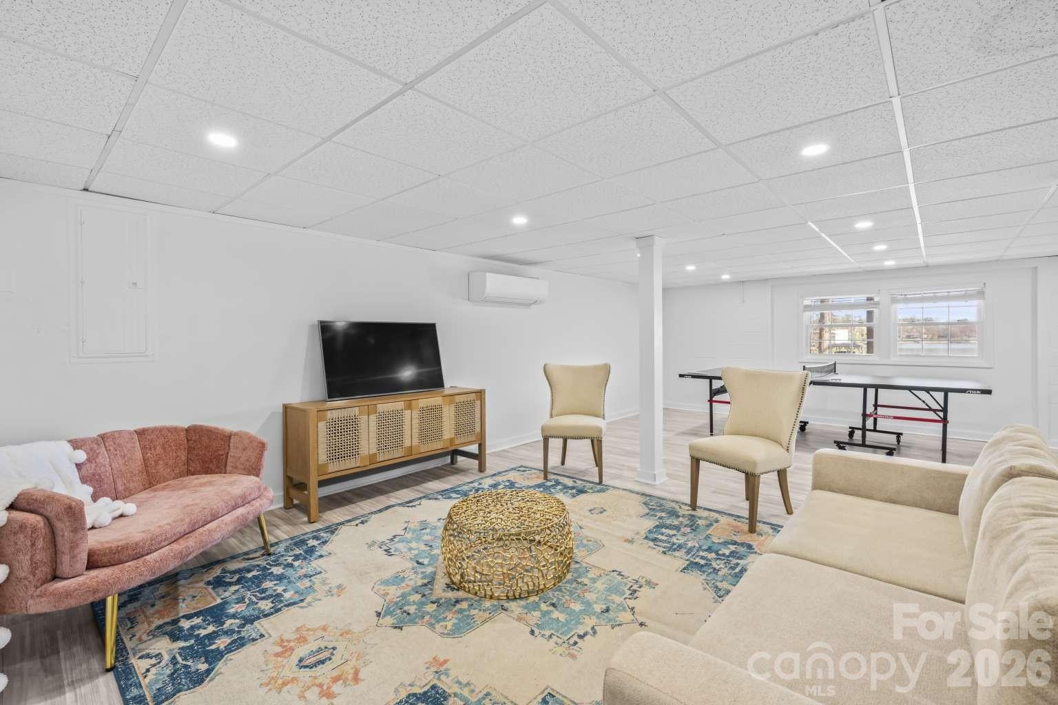 4448 Hill Street Property Photo 20