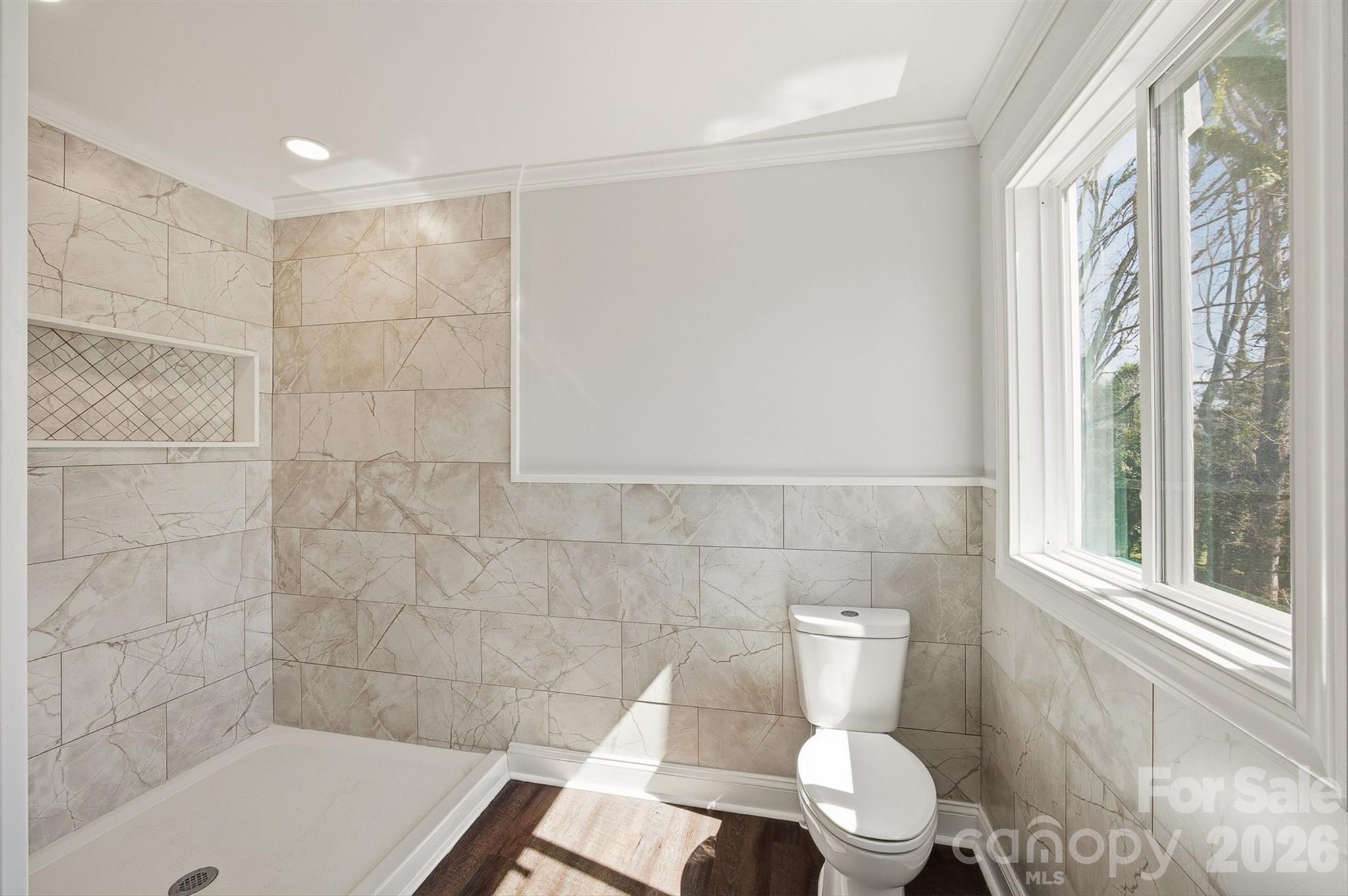 223 W Park Drive Property Photo 26