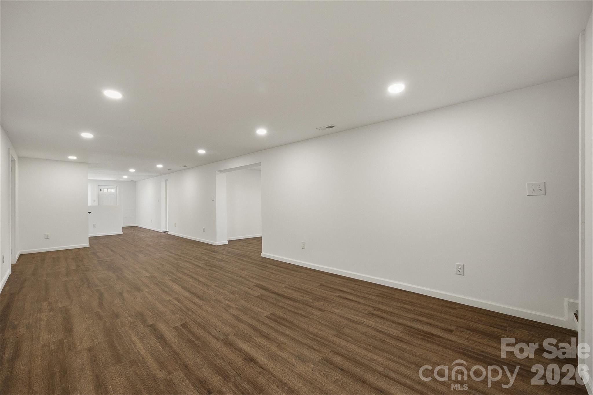 223 W Park Drive Property Photo 31