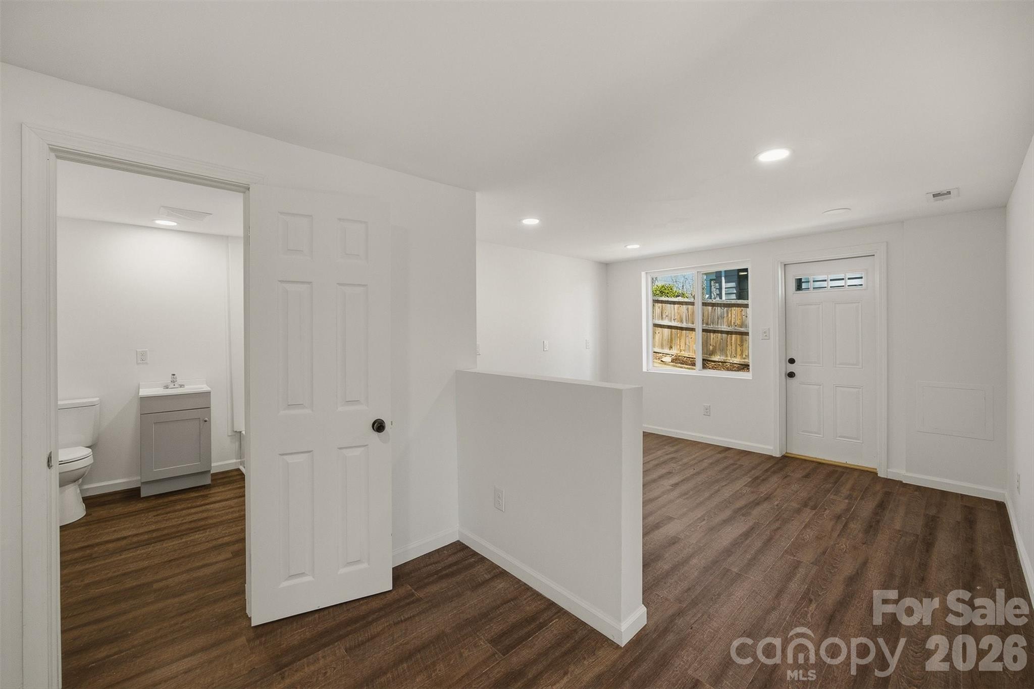223 W Park Drive Property Photo 35