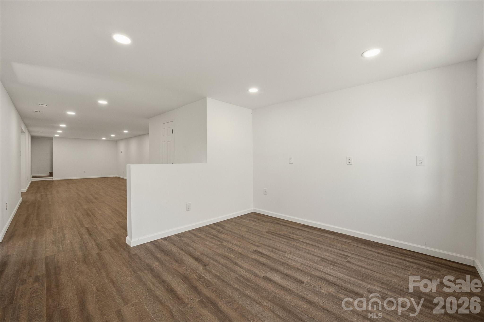 223 W Park Drive Property Photo 38