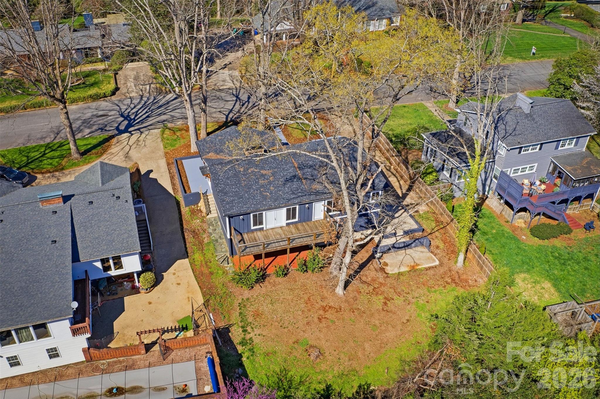 223 W Park Drive Property Photo 46