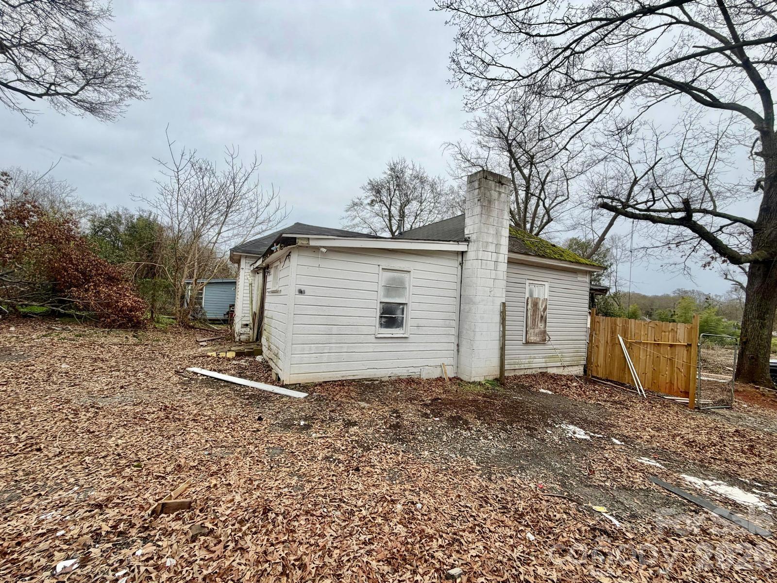624 N Center Street Property Photo 17