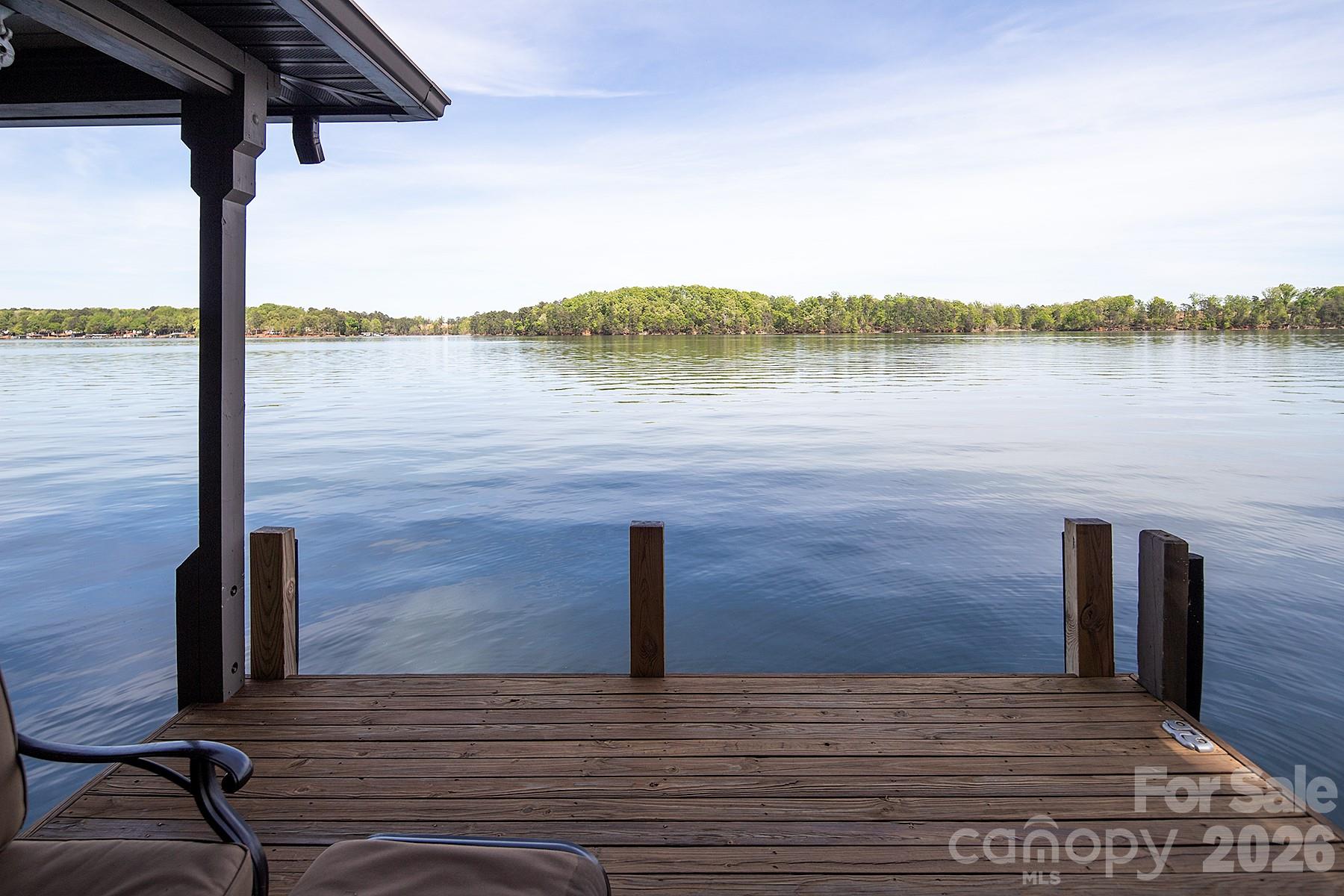 1329 Berry Hill Drive Property Photo 2
