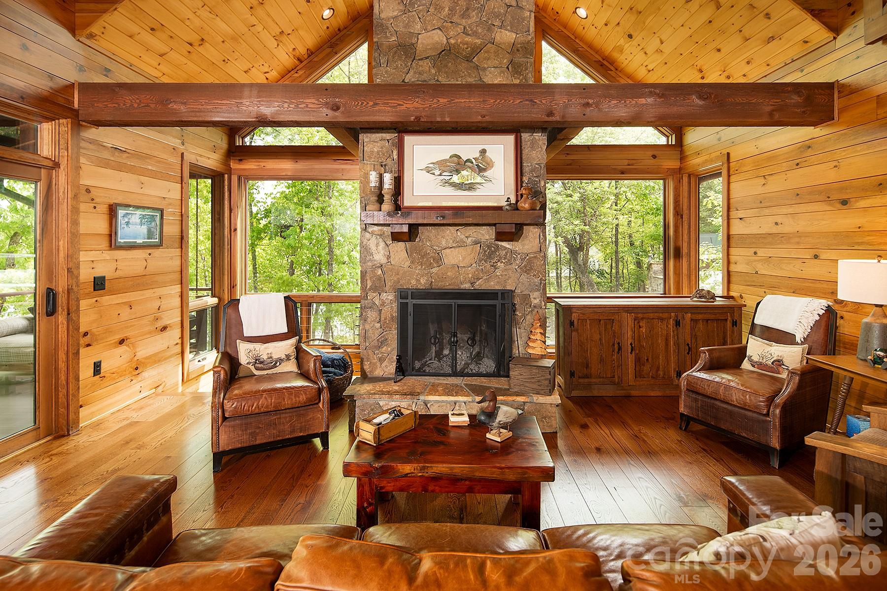 1329 Berry Hill Drive Property Photo 15