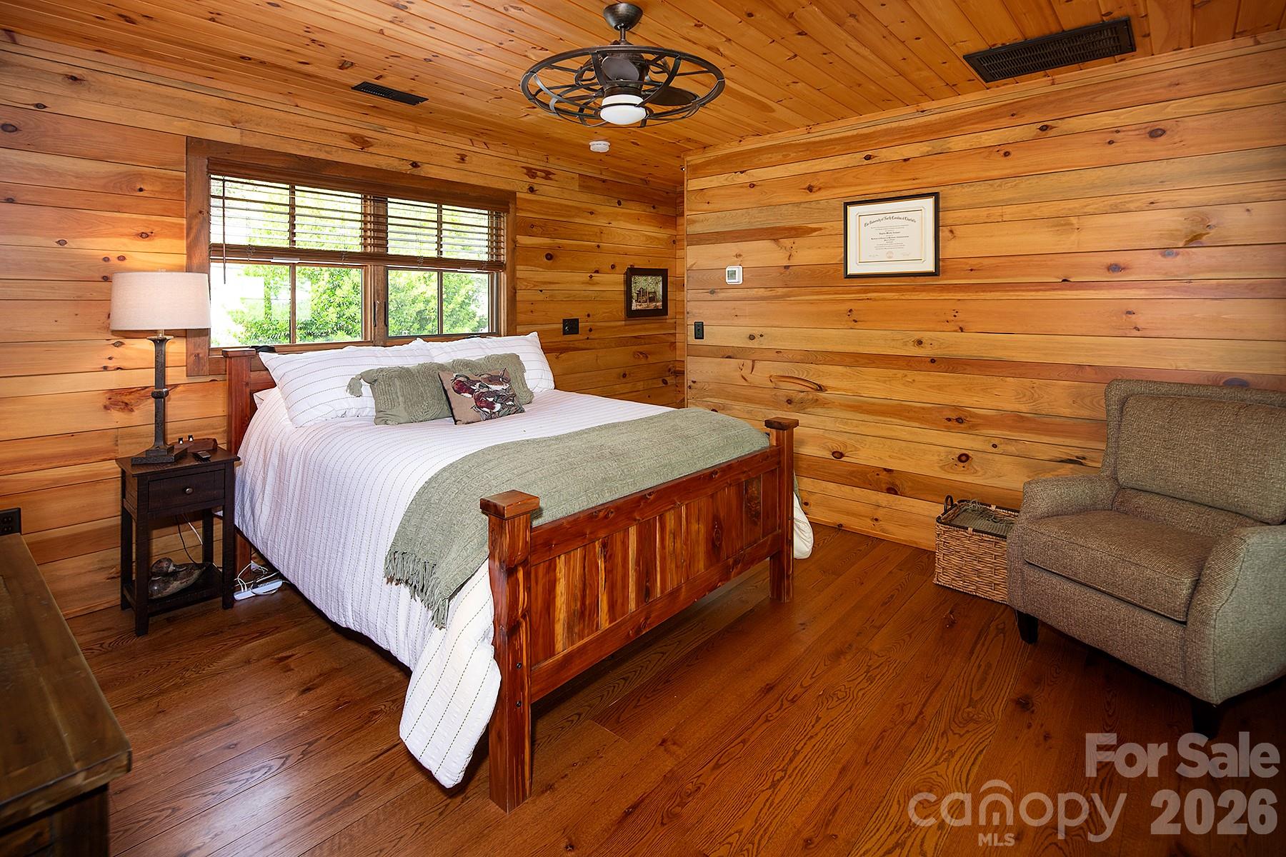 1329 Berry Hill Drive Property Photo 19