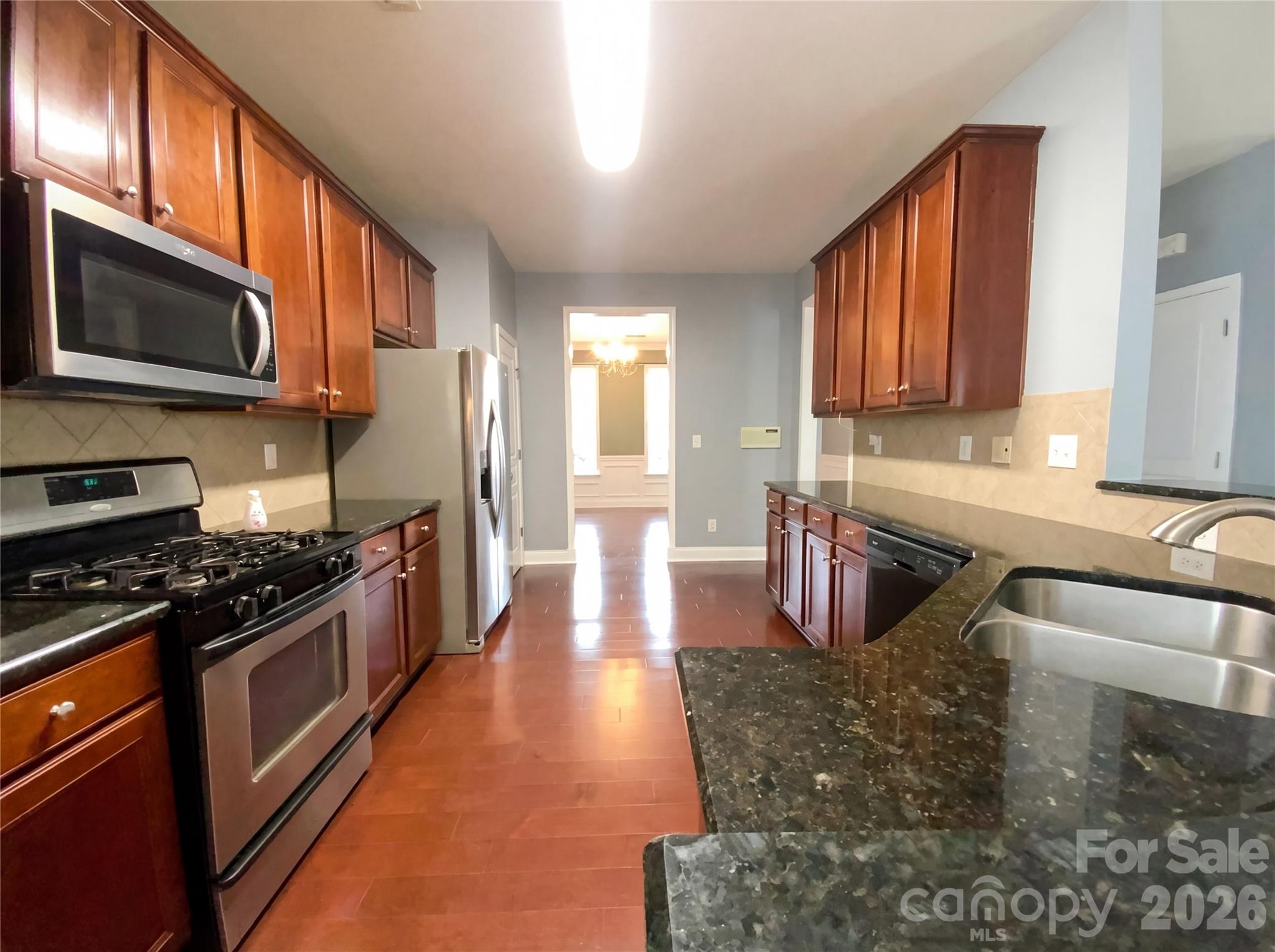 8915 Cinder Lane Property Photo 2