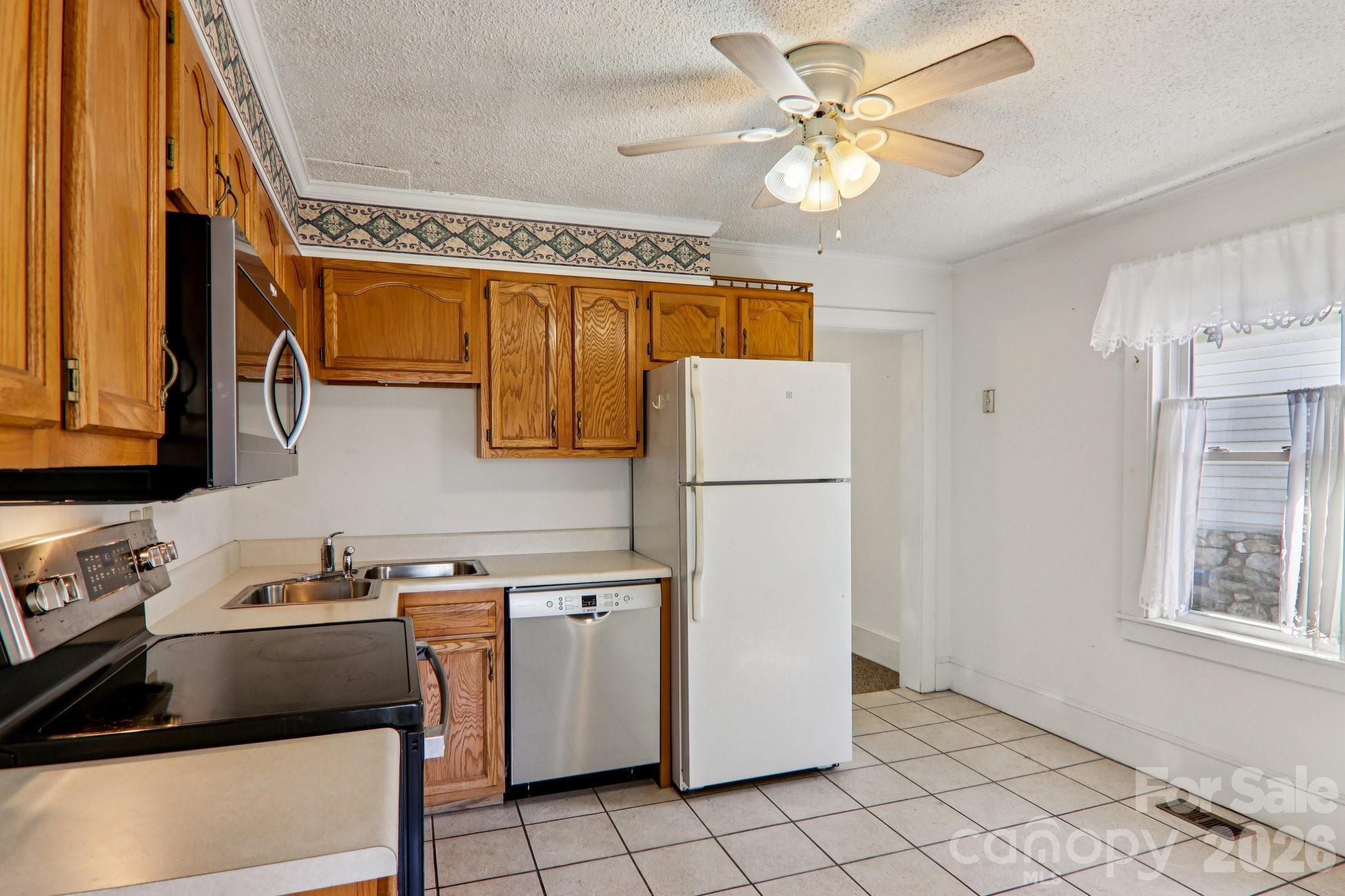 24 Pelzer Street Property Photo 9