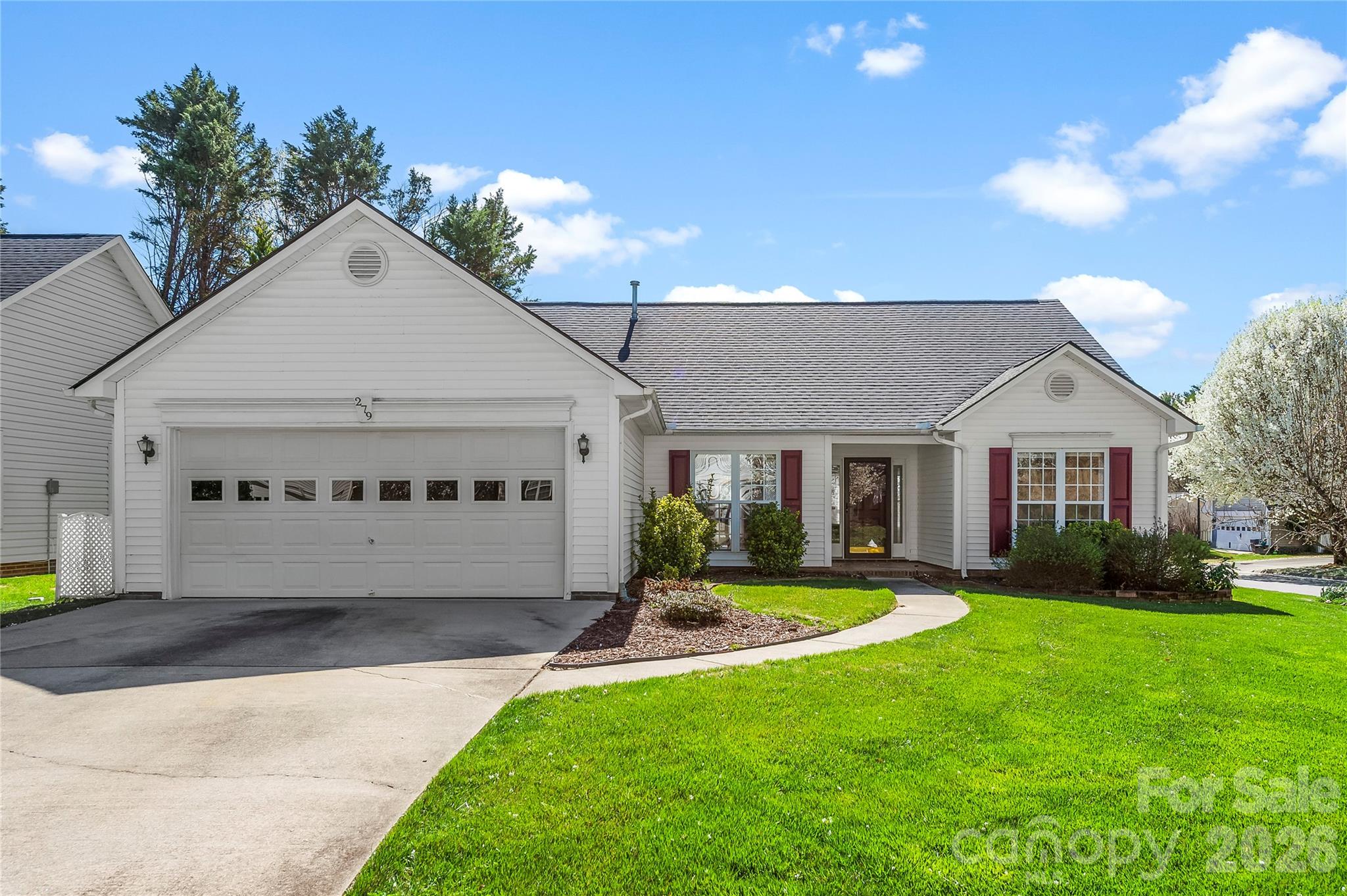 279 Stonehollow Road Property Photo 1