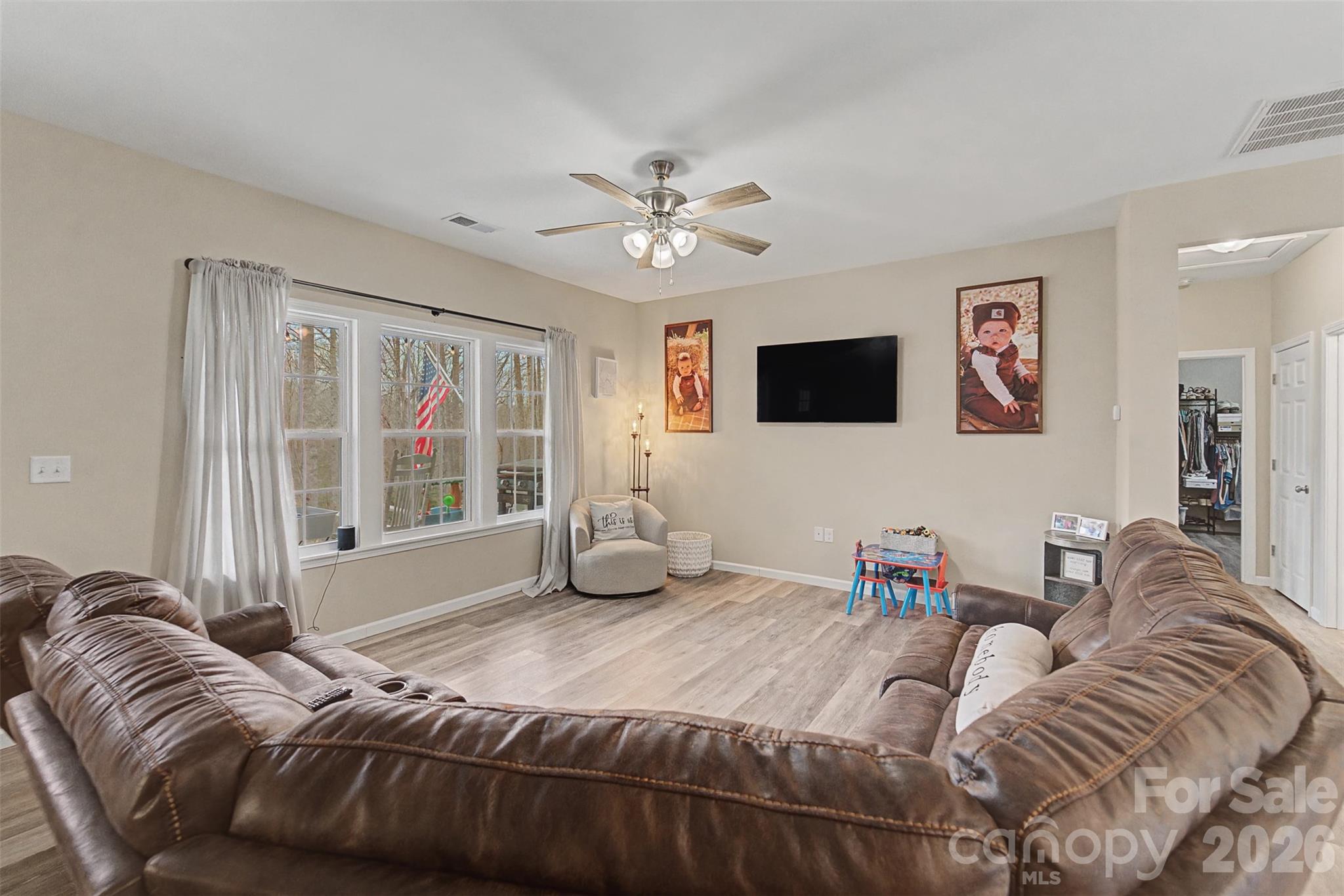 201 Woodhaven Estates Property Photo 9