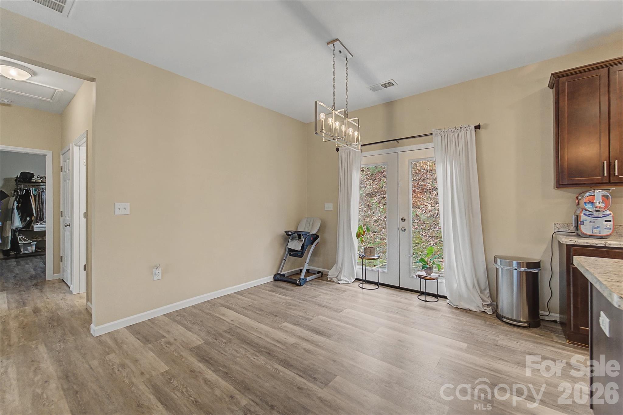 201 Woodhaven Estates Property Photo 11