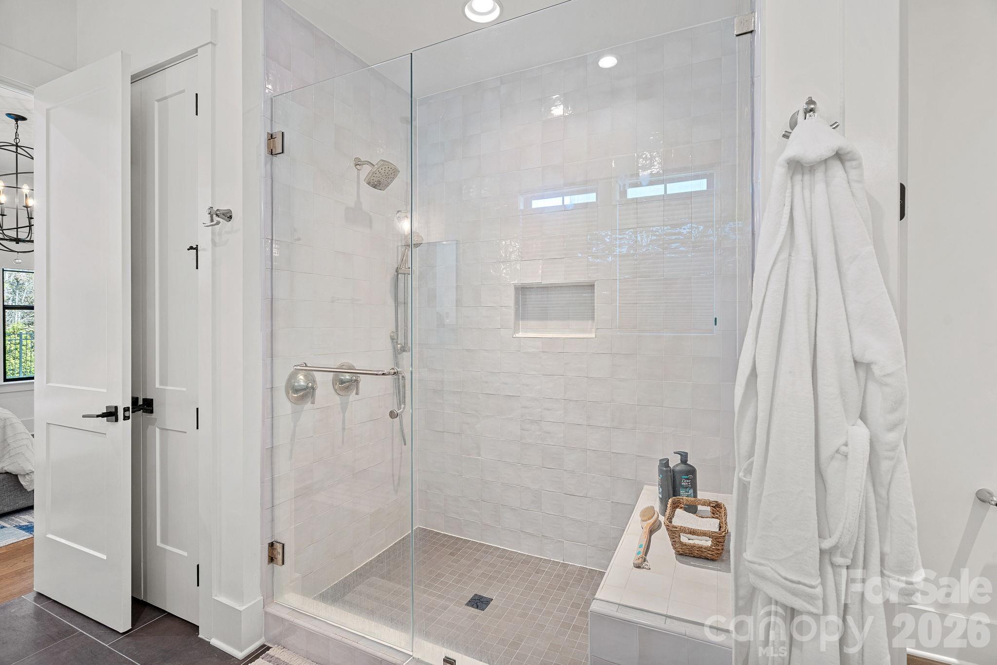 12012 Cambridge Square Drive Property Photo 25