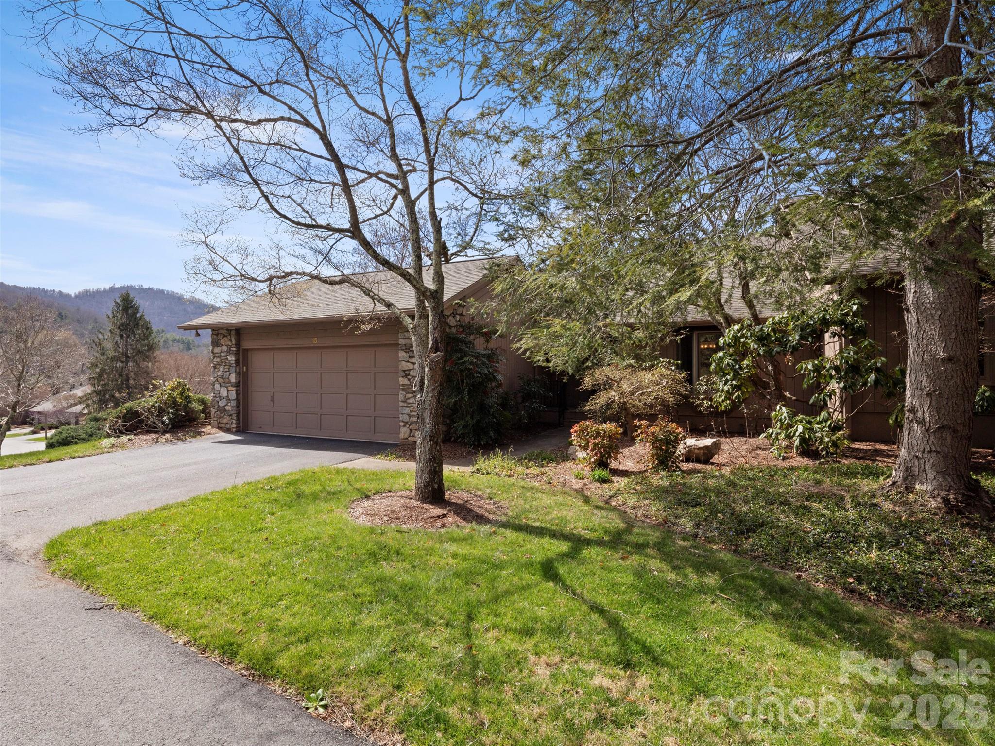 15 Ridge Terrace Property Photo 1