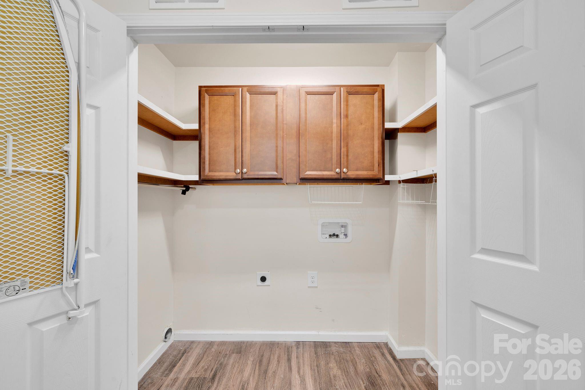 372 E Mills Avenue Property Photo 9