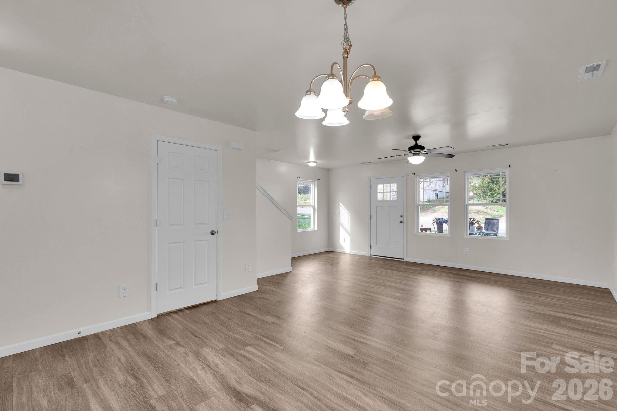 372 E Mills Avenue Property Photo 18