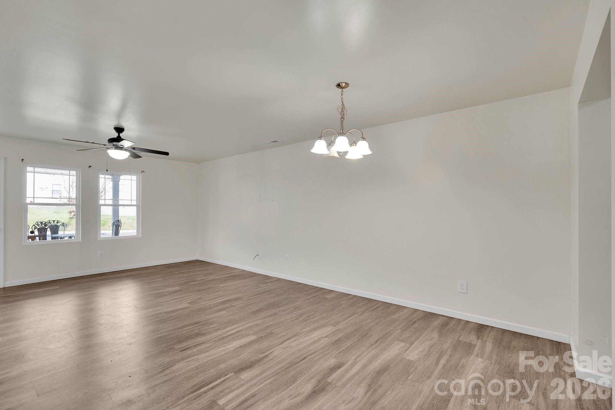 372 E Mills Avenue Property Photo 19