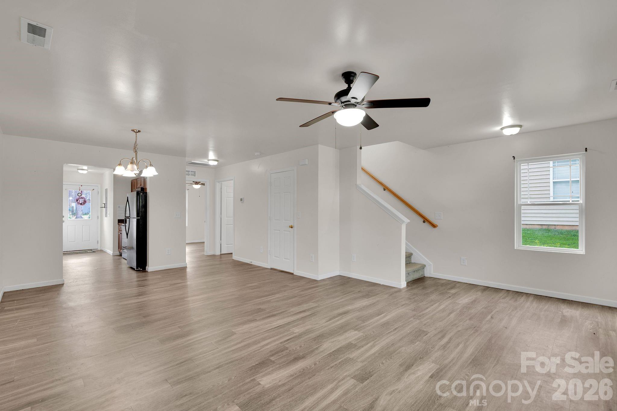 372 E Mills Avenue Property Photo 23