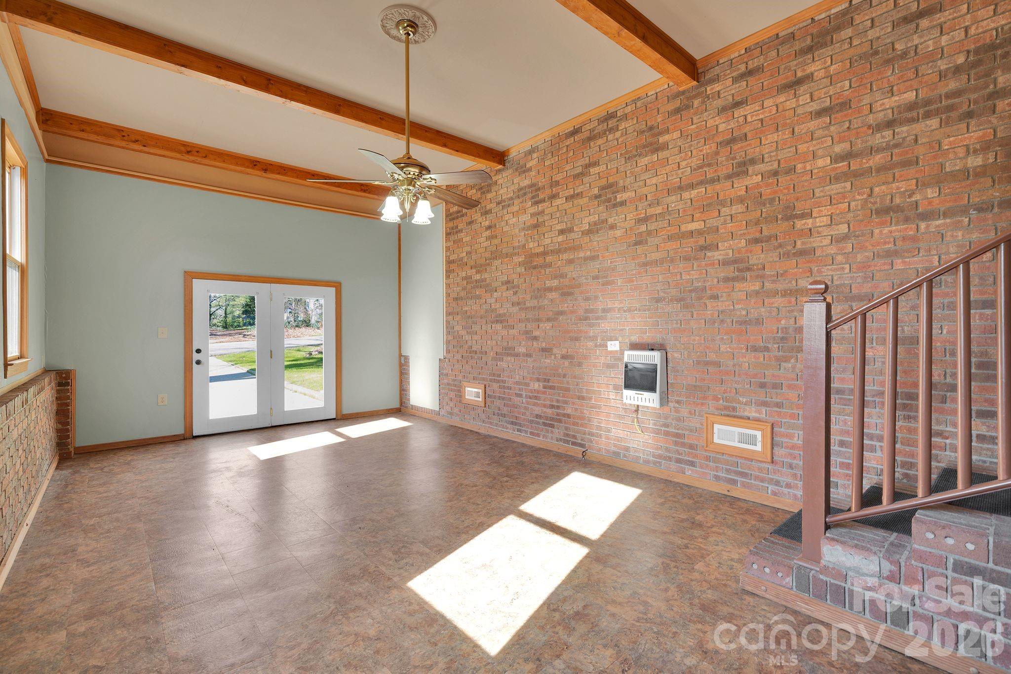 518 Melton Street Property Photo 23