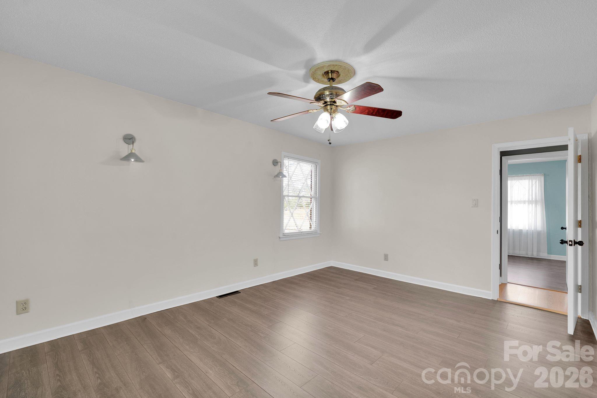 518 Melton Street Property Photo 31