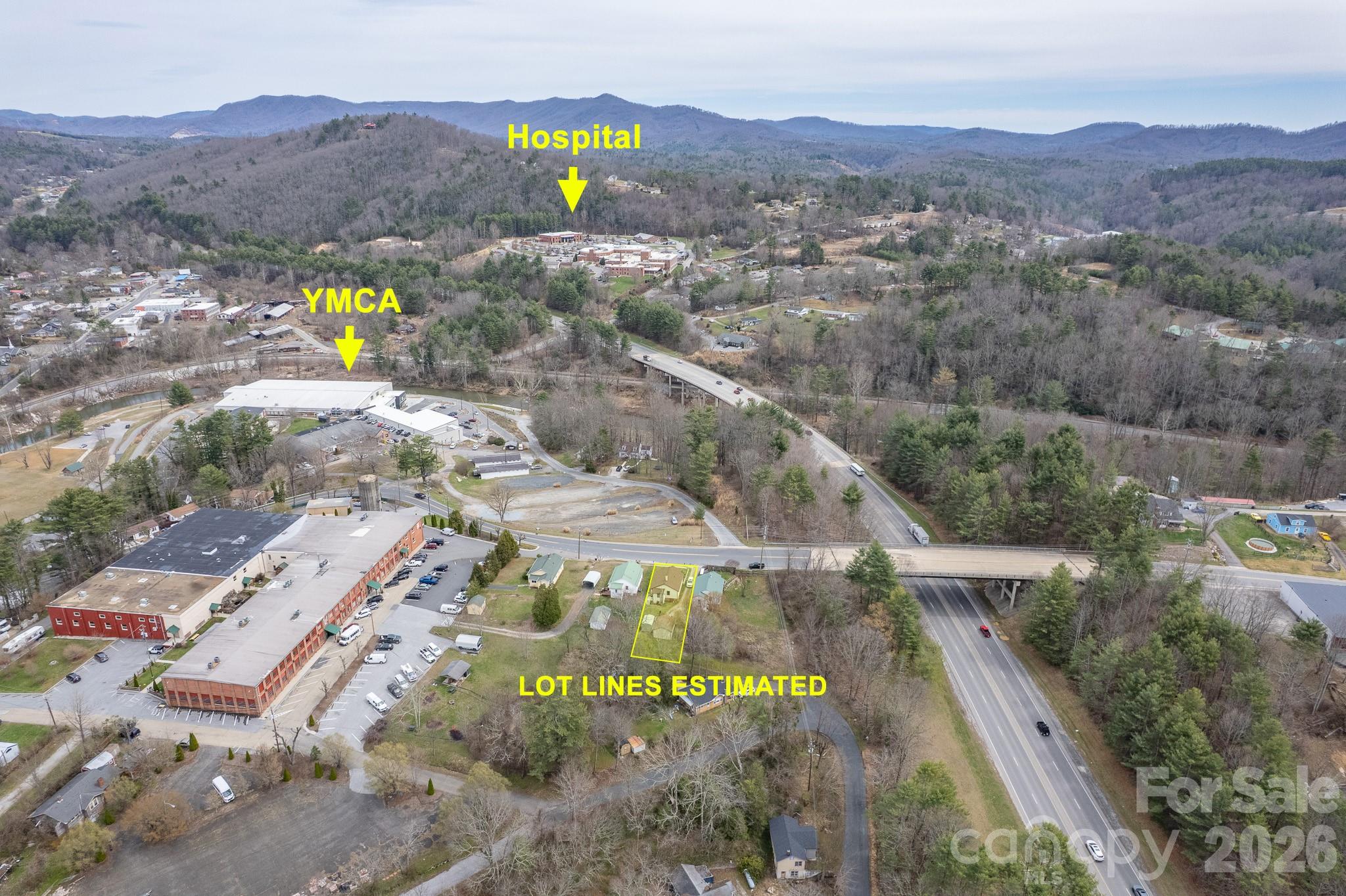 400 Summit Avenue Property Photo 2