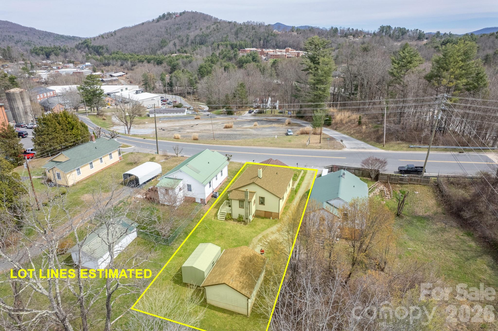 400 Summit Avenue Property Photo 11