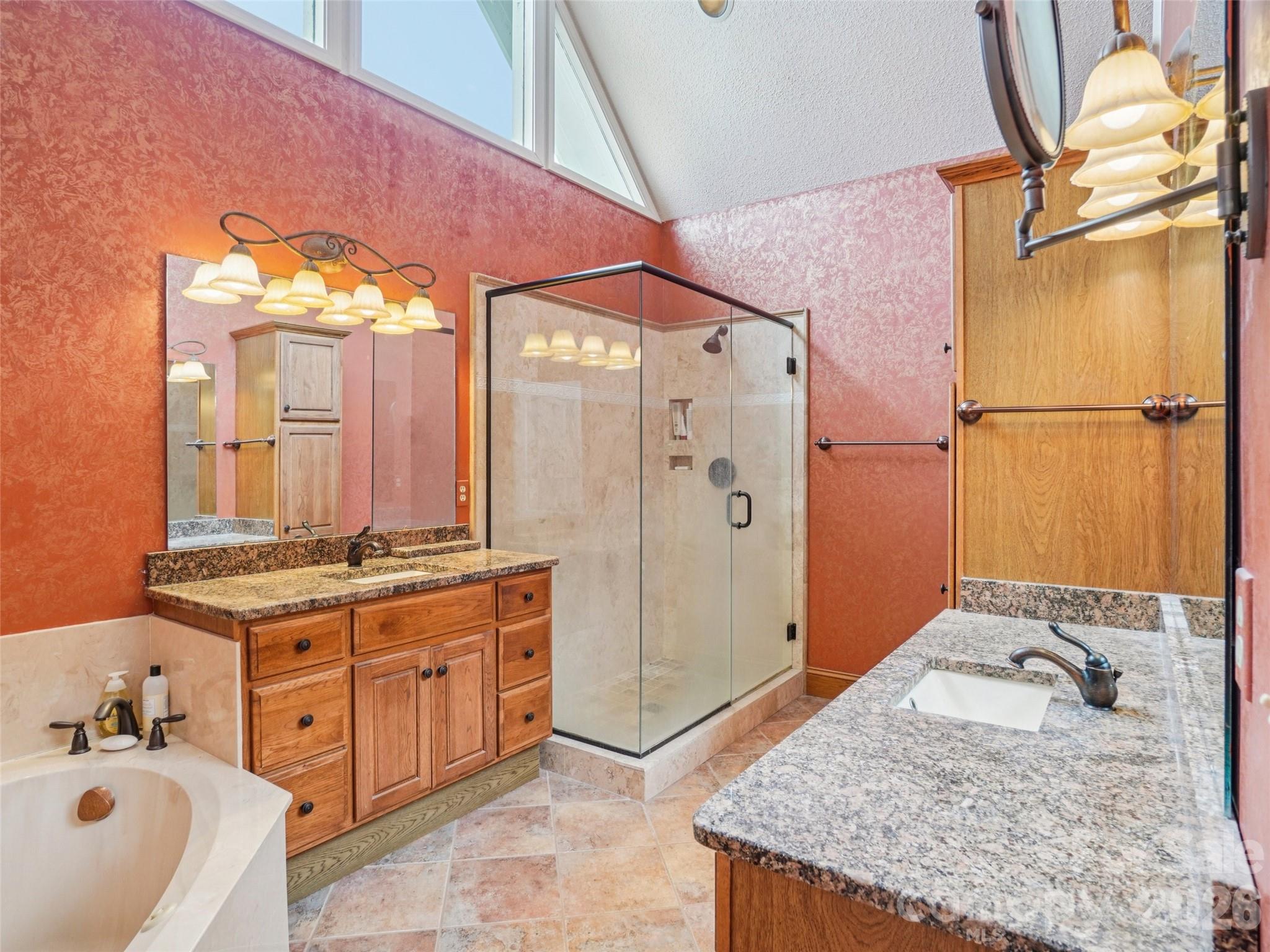 38 Highland Pointe Drive Property Photo 21