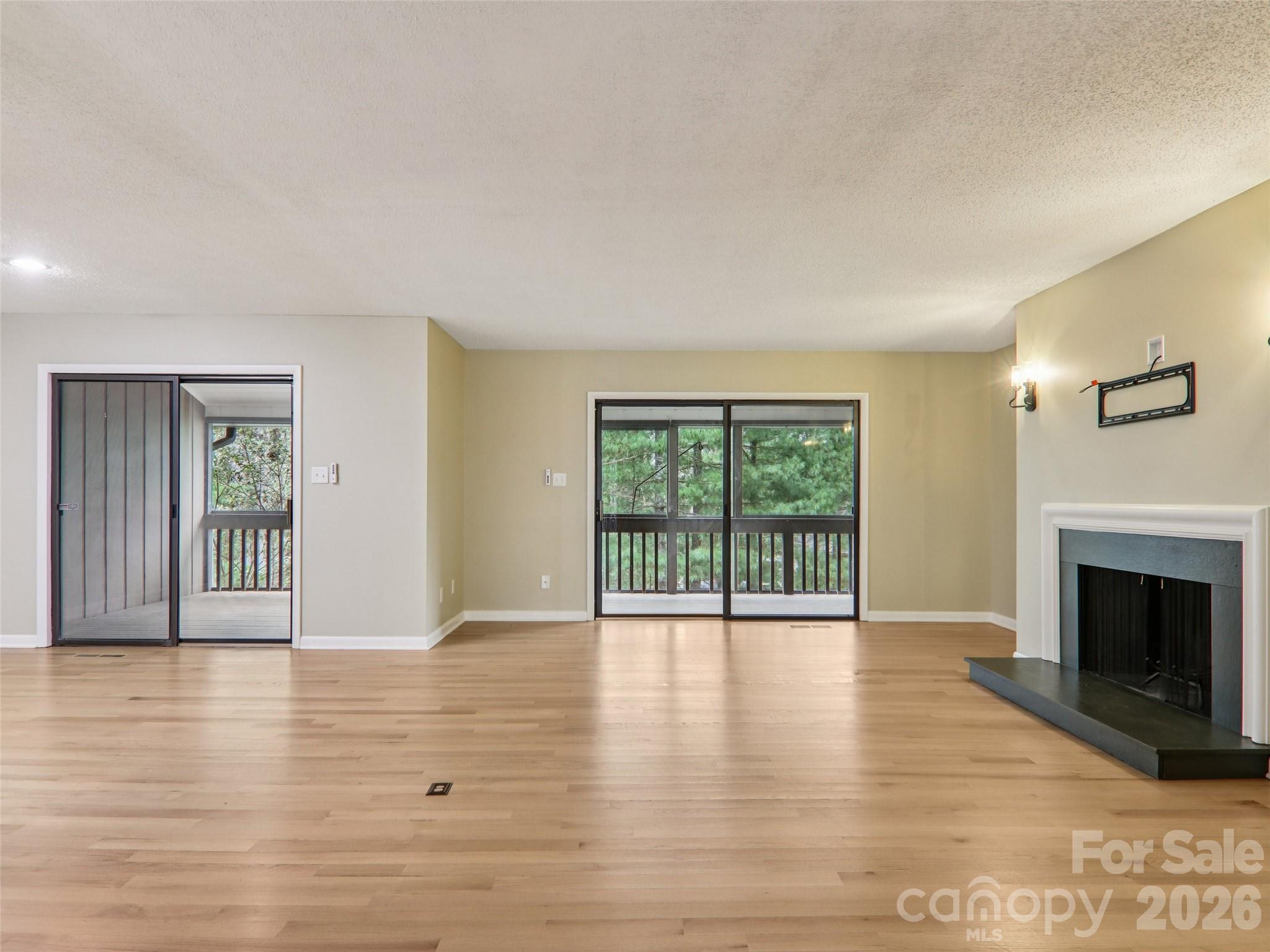 457 Crowfields Drive 6 Property Photo 11