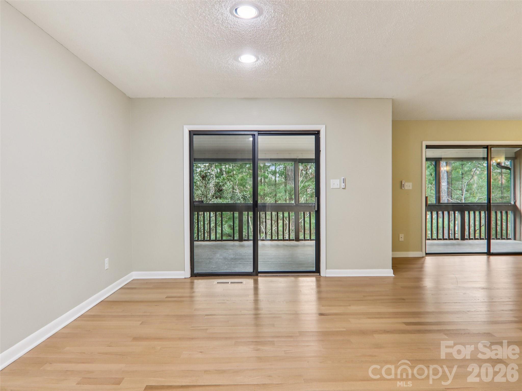 457 Crowfields Drive 6 Property Photo 15