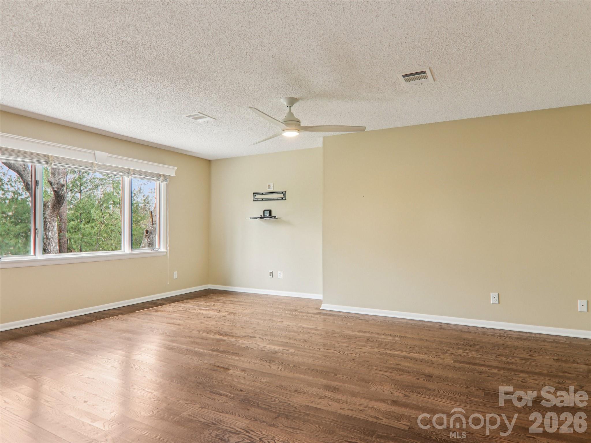 457 Crowfields Drive 6 Property Photo 21