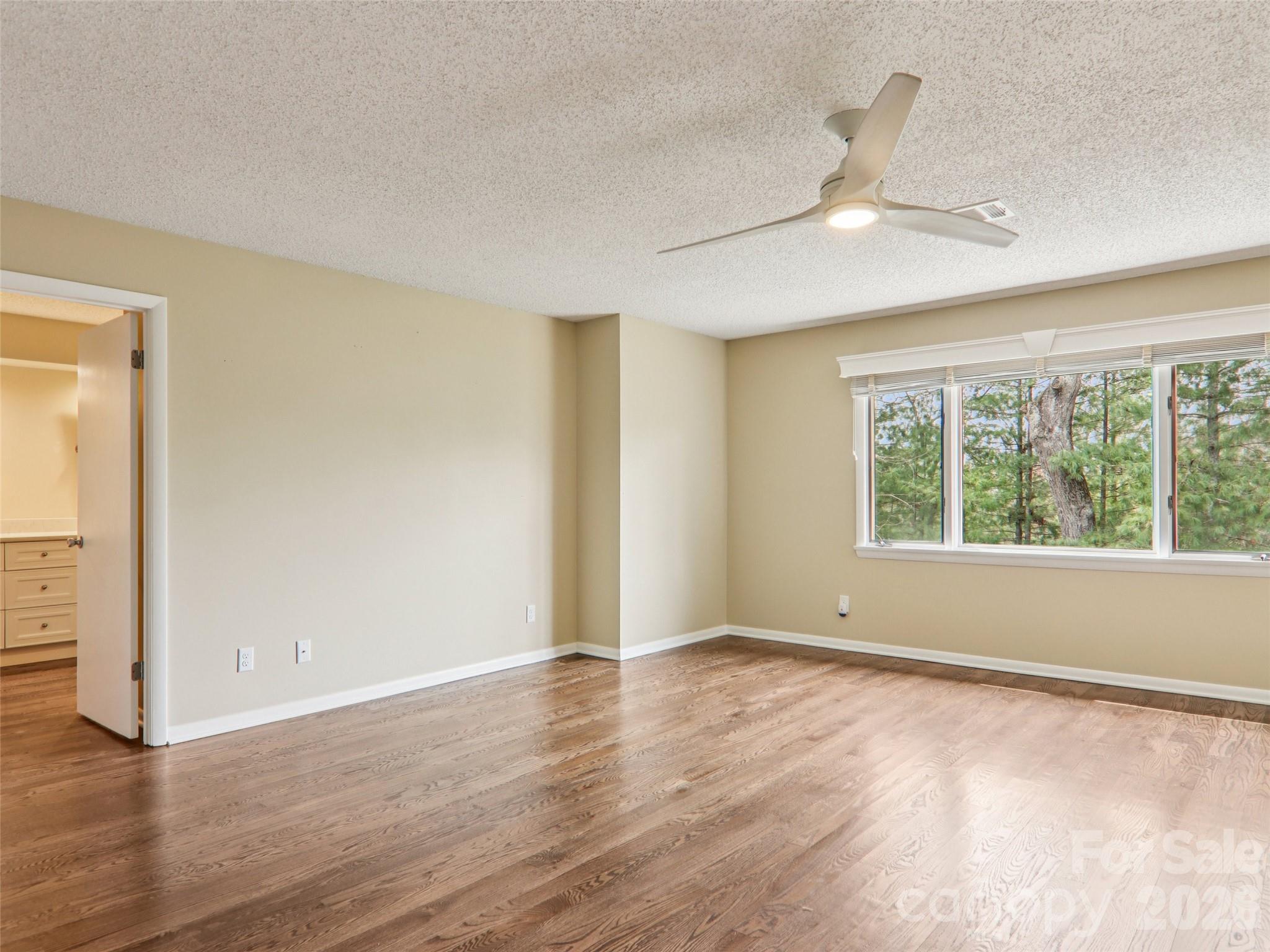 457 Crowfields Drive 6 Property Photo 22