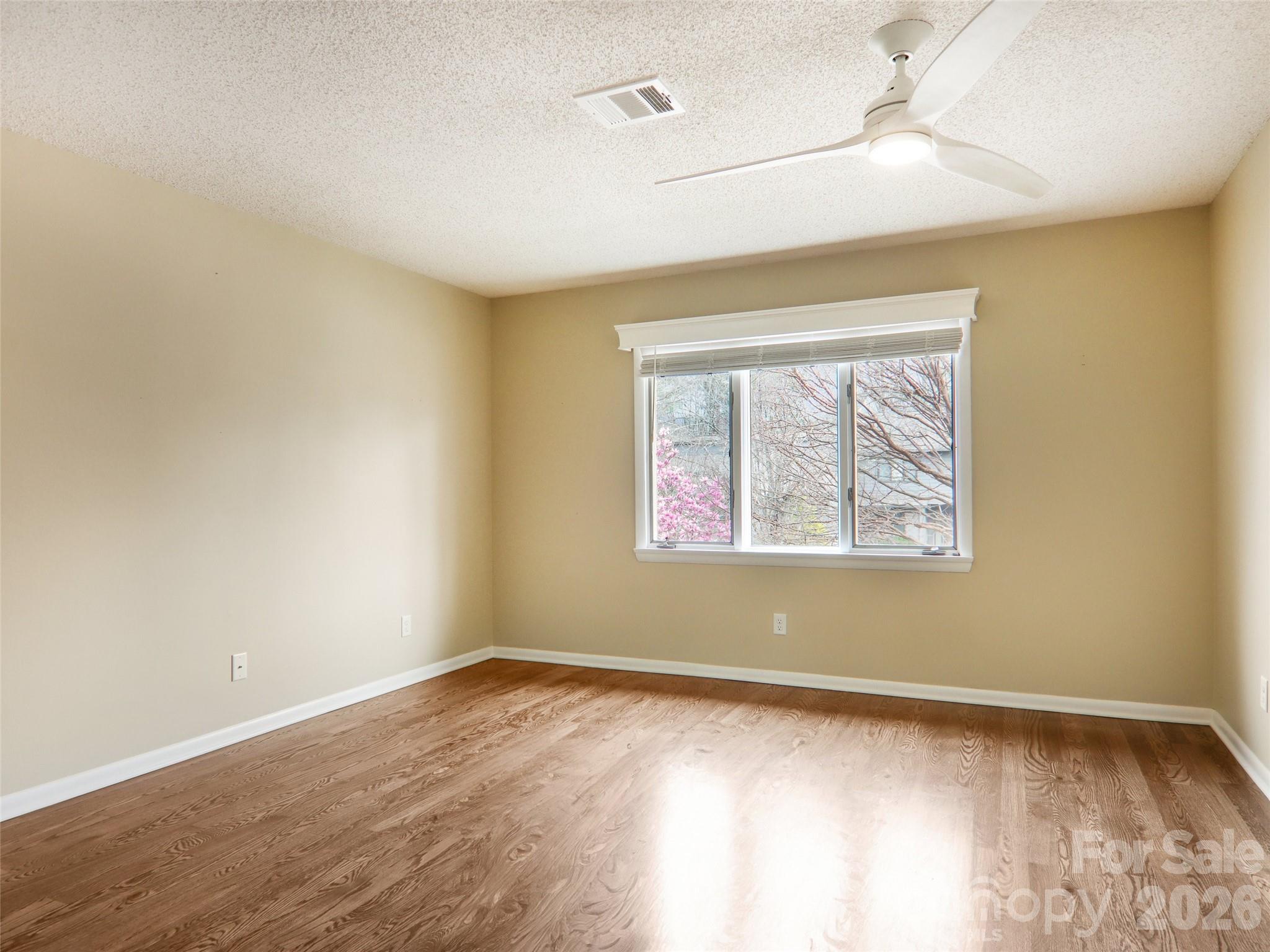 457 Crowfields Drive 6 Property Photo 33