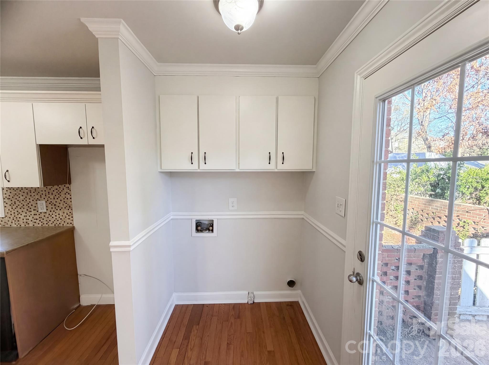 1512 Buckingham Avenue Property Photo 9