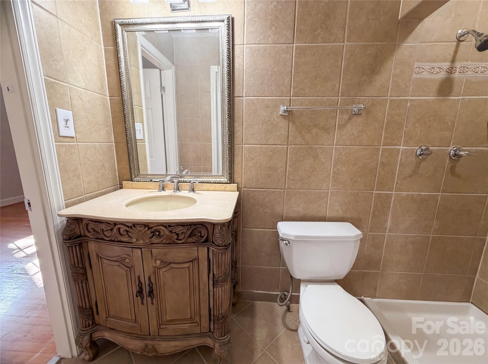 1512 Buckingham Avenue Property Photo 13